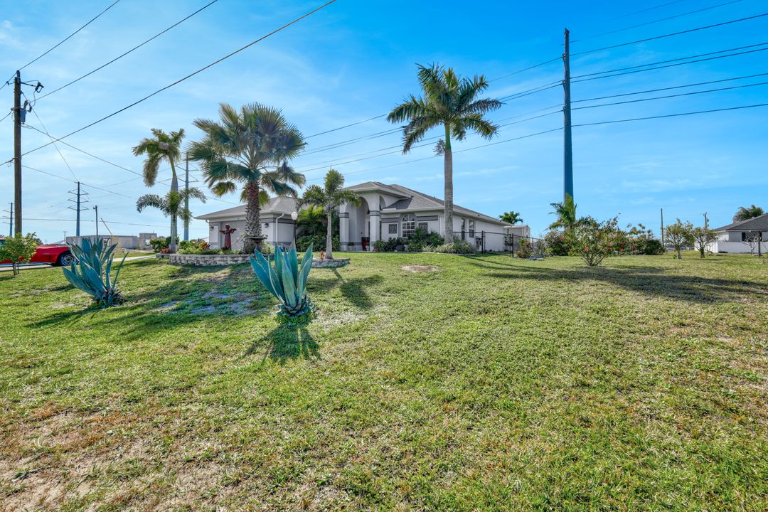 620 NW 24th Ave, Cape Coral, FL 33993