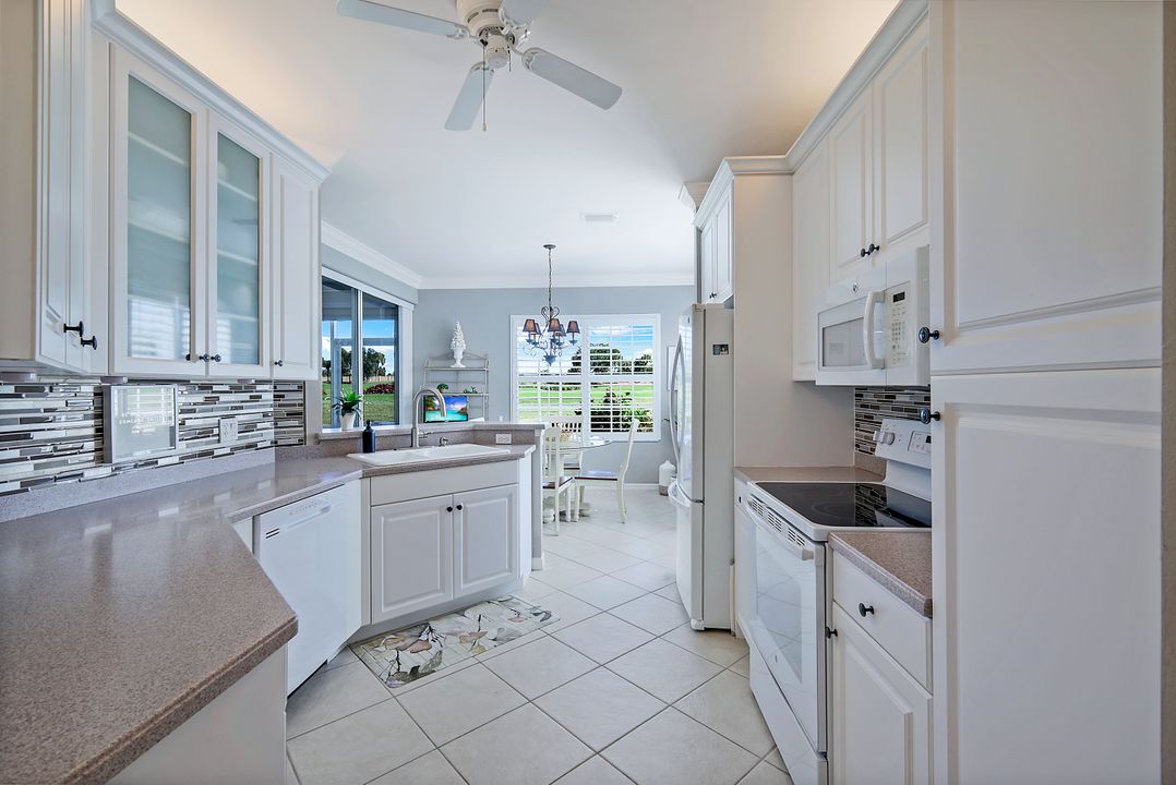 5930 3 Iron Dr #3202, Naples, FL 34110