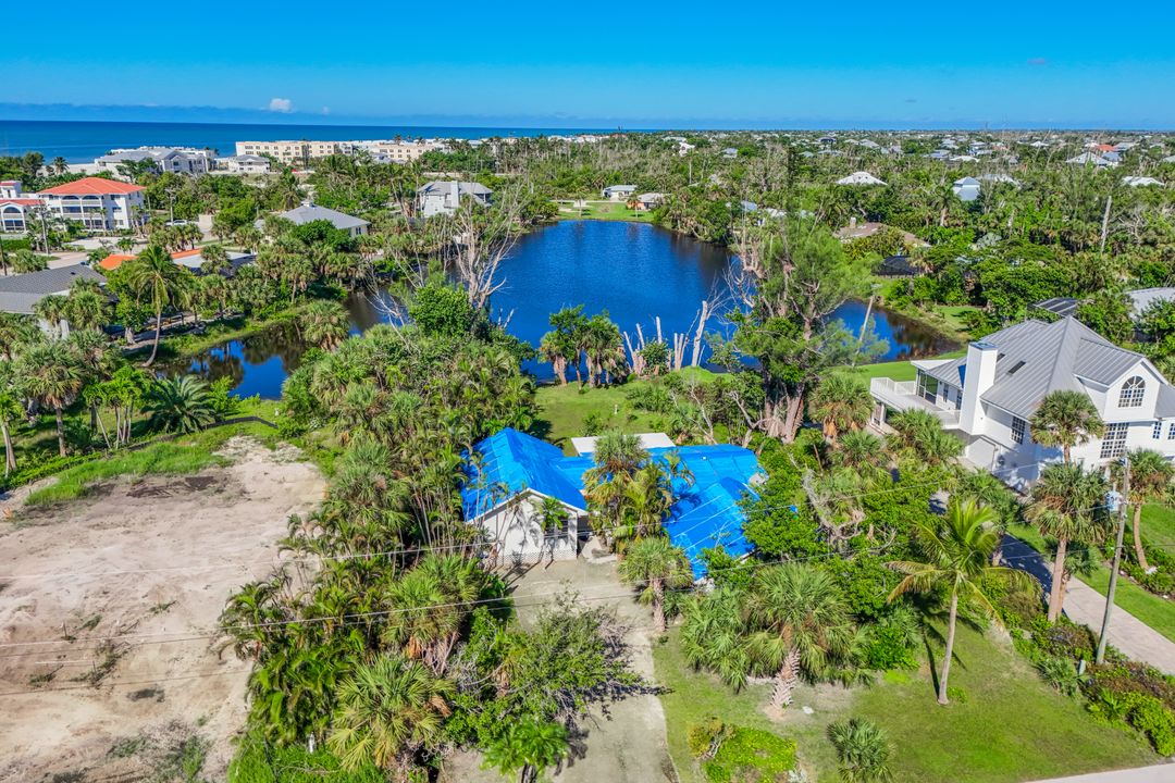 231 Palm Lake Dr, Sanibel, FL 33957