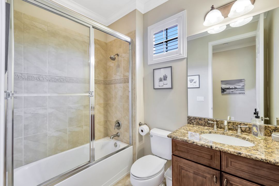 8964 Malibu St #1102, Naples, FL 34113