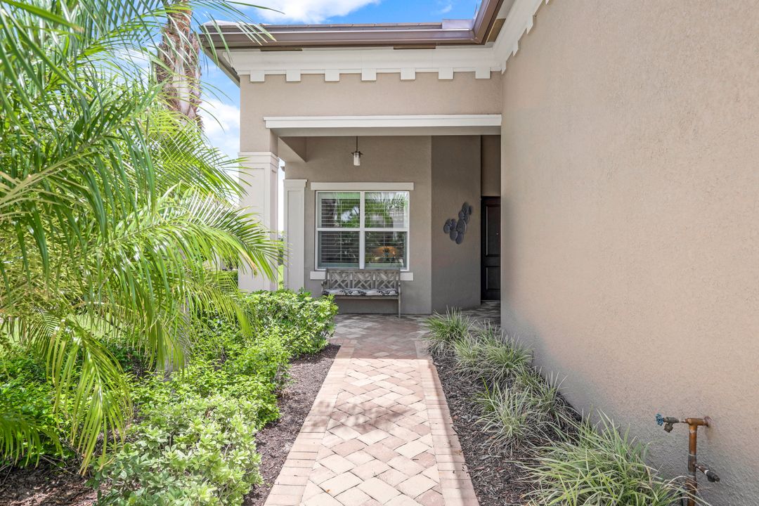 28700 Montecristo Loop, Bonita Springs, FL 34135