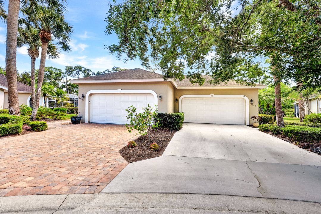 23023 Grassy Pine Dr, Estero, FL 33928