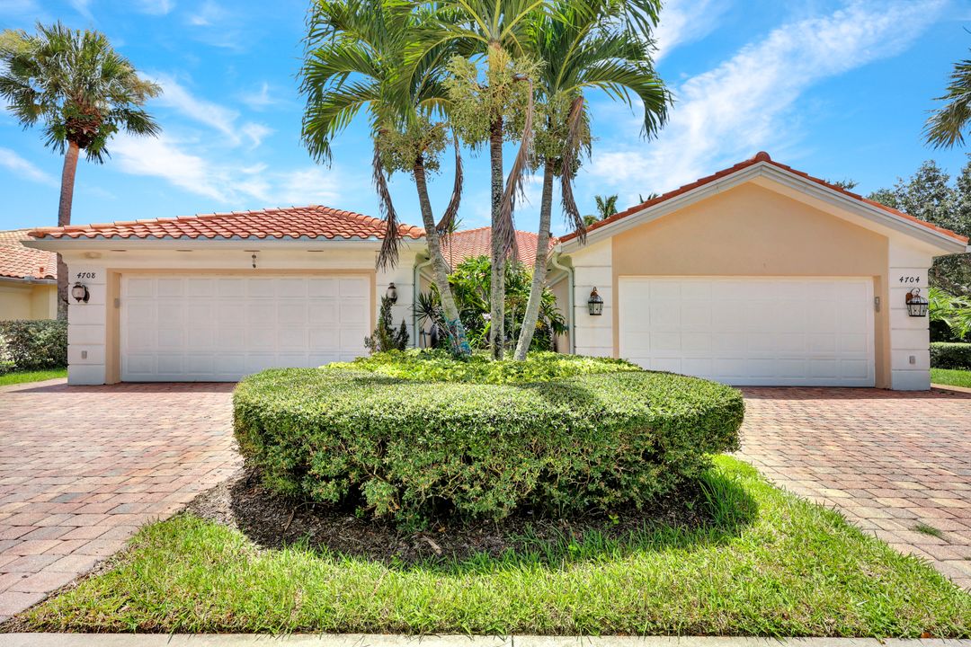 4708 Maupiti Way, Naples, FL 34119