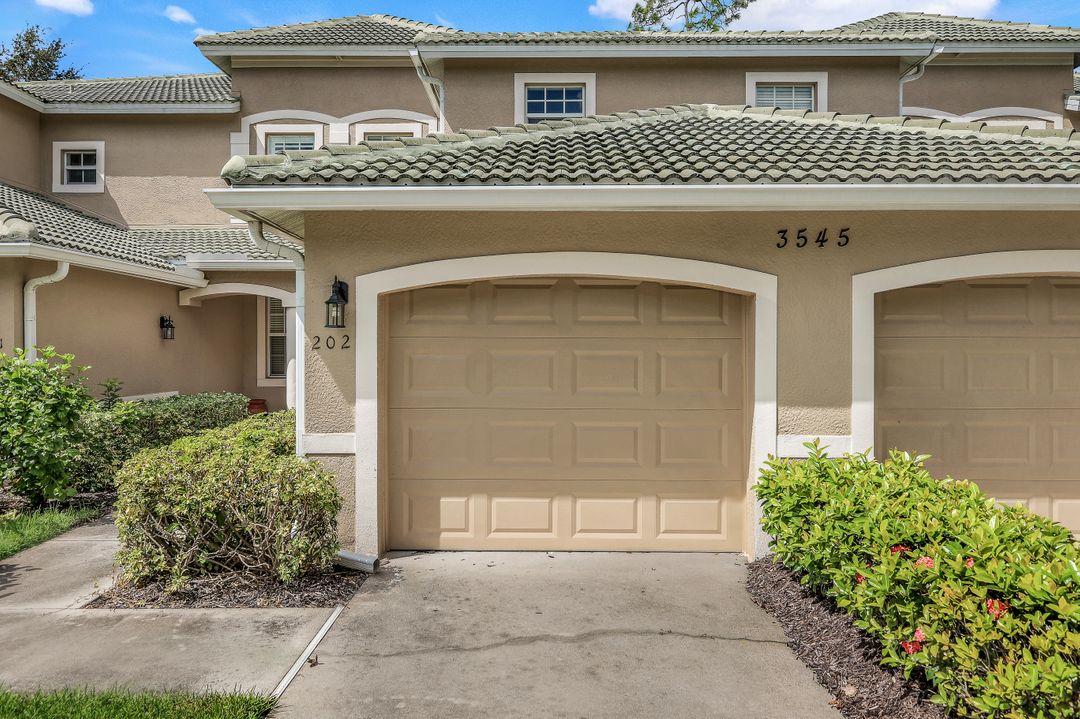 3545 Laurel Greens Ln N  #202, Naples, FL 34119