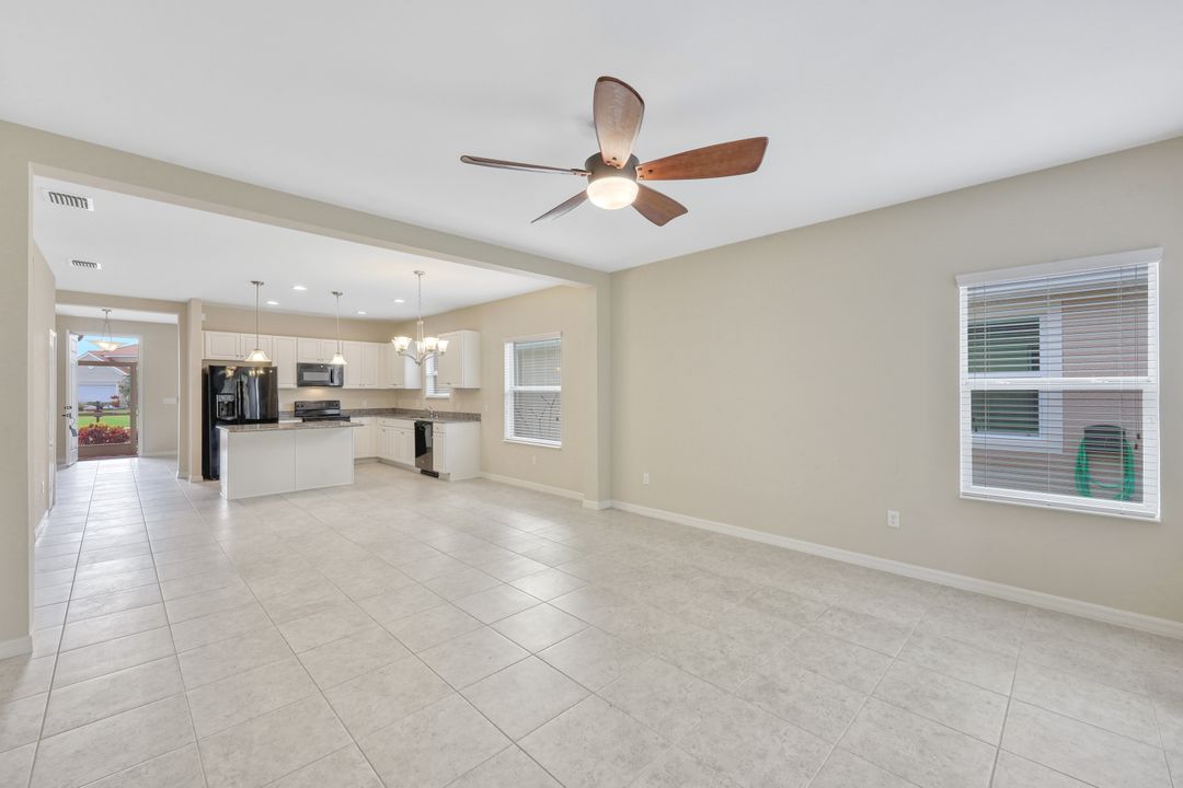 14451 Manchester Dr, Naples, FL 34114