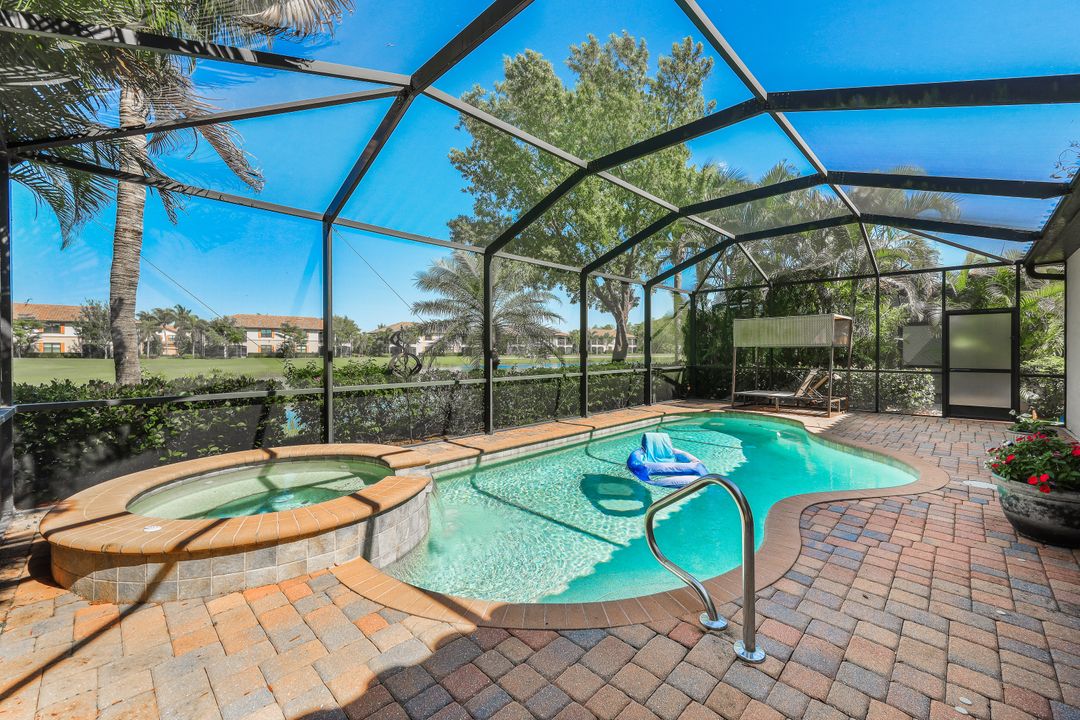 28561 Westmeath Ct, Bonita Springs, FL 34135