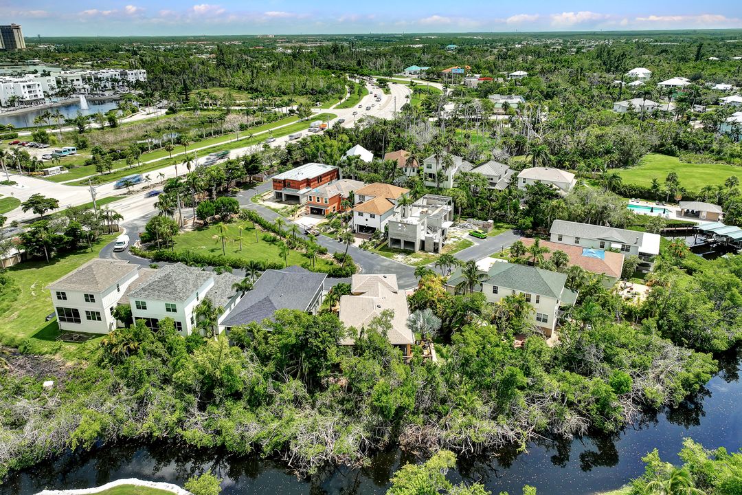 7745 Victoria Cove Ct, Fort Myers, FL 33908