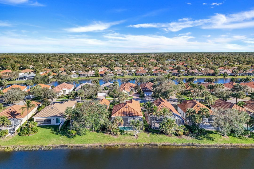 4643 Navassa Ln, Naples, FL 34119