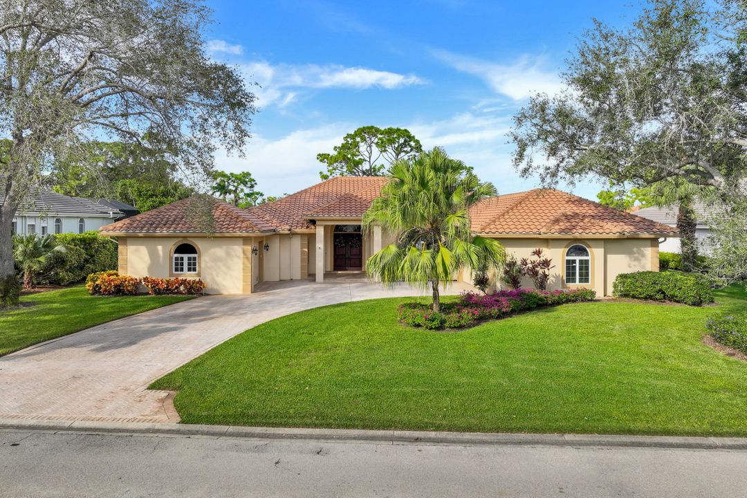 3311 Creekview Dr, Bonita Springs, FL 34134