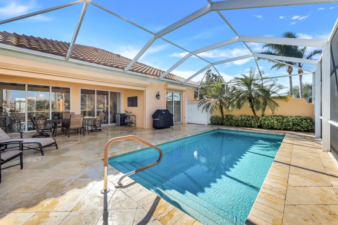 2992 Gilford Way, Naples, FL 34119