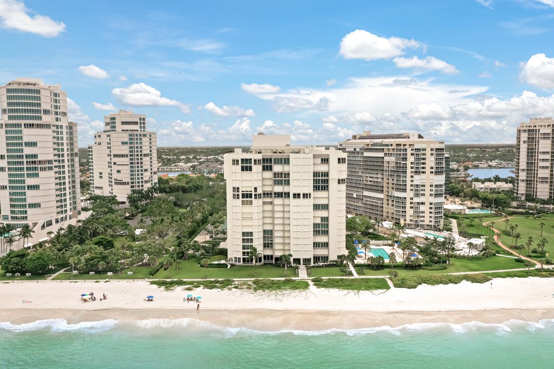 4051 Gulf Shore Blvd N #1102, Naples, FL 34103