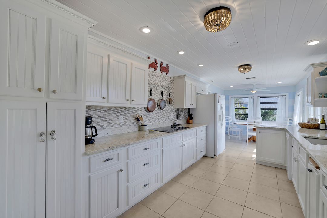 1196 Sand Castle Rd, Sanibel, FL 33957