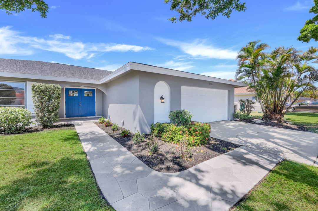 9730 Cypress Lake Dr, Fort Myers, FL 33919