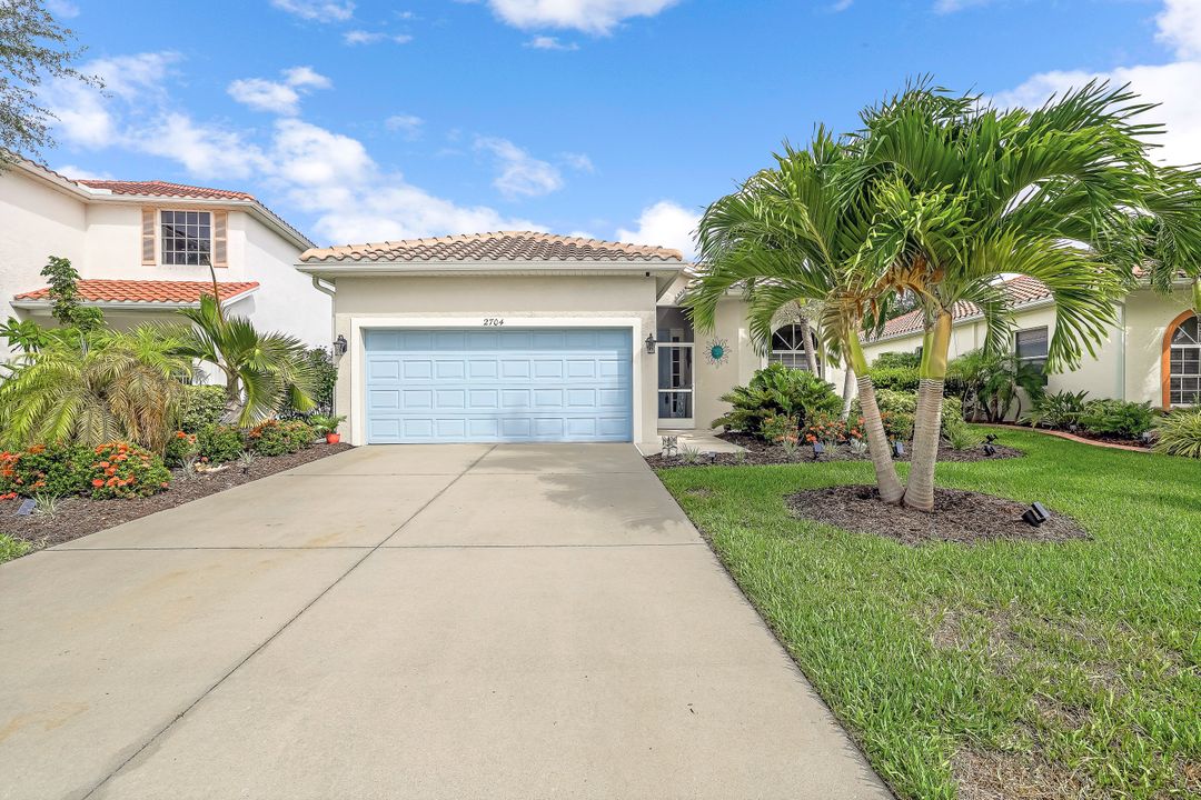 2704 Blue Cypress Lake Ct, Cape Coral, FL 33909