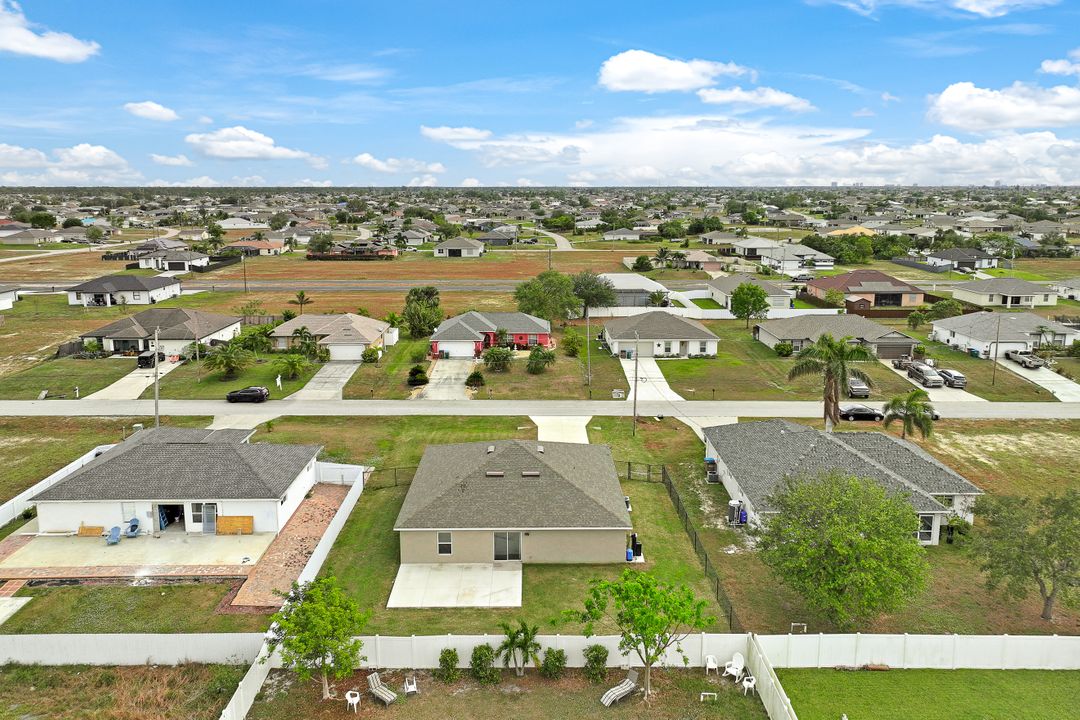 2902 NW 8th Pl, Cape Coral, FL 33993