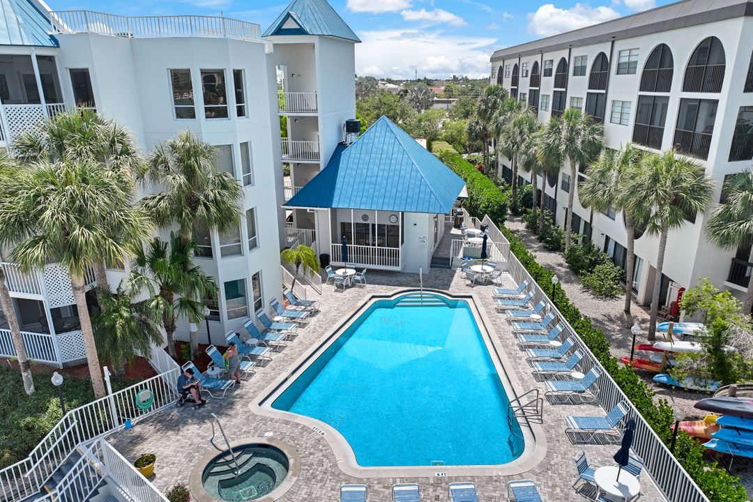 991 N Barfield Dr #212, Marco Island, FL 34145