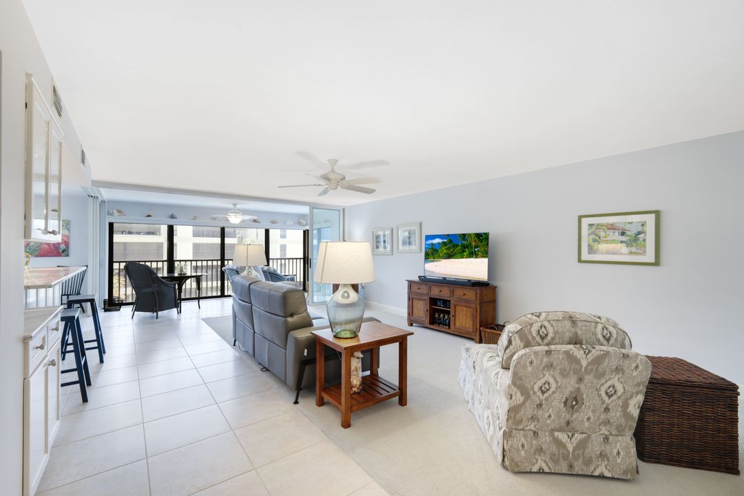 2721 W Gulf Dr #215, Sanibel, FL 33957