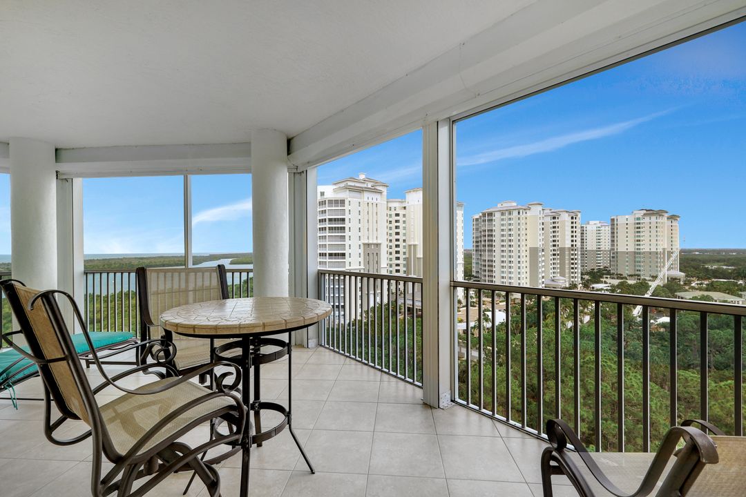 325 Dunes Blvd #1007, Naples, FL 34110