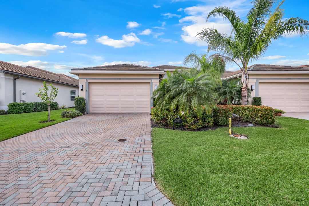 28412 Burano Dr, Bonita Springs, FL 34135