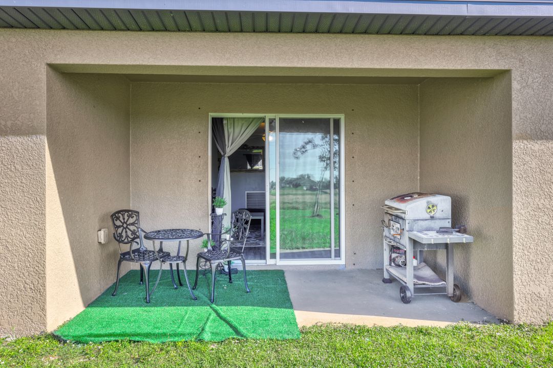 210 NE 16th Terrace, Cape Coral, FL 33909