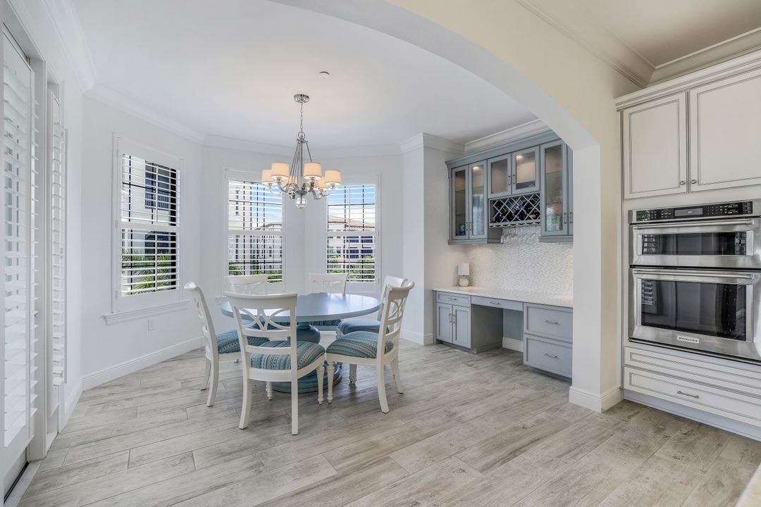 16433 Carrara Way #202, Naples, FL 34110