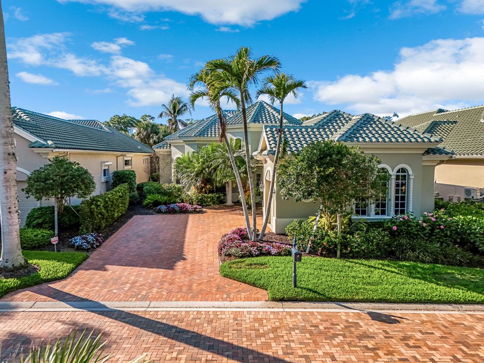 26318 Augusta Creek Ct, Bonita Springs, FL 34134