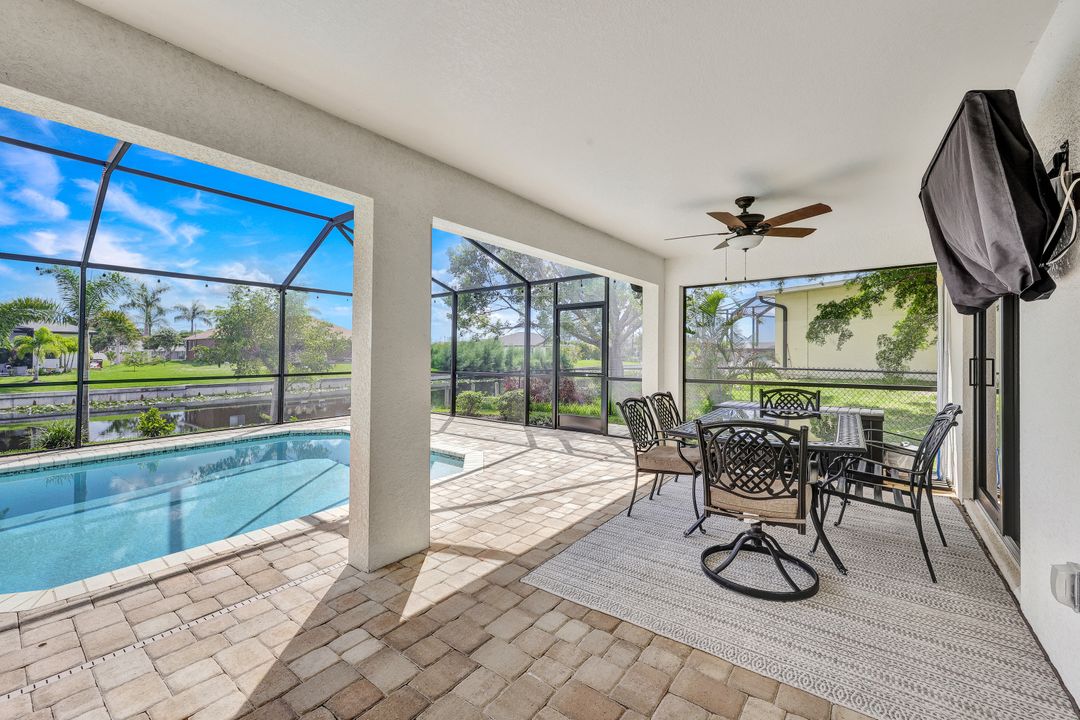 1426 SW 12th Terrace, Cape Coral, FL 33991