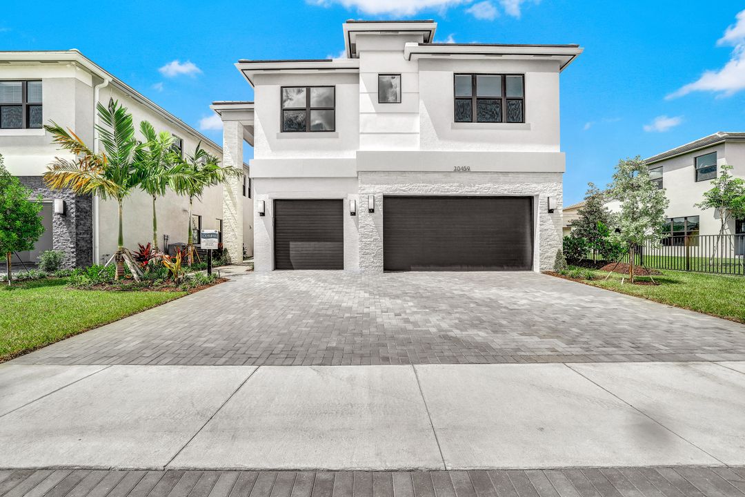 20459 Fair Oak Ln, Estero, FL 33928