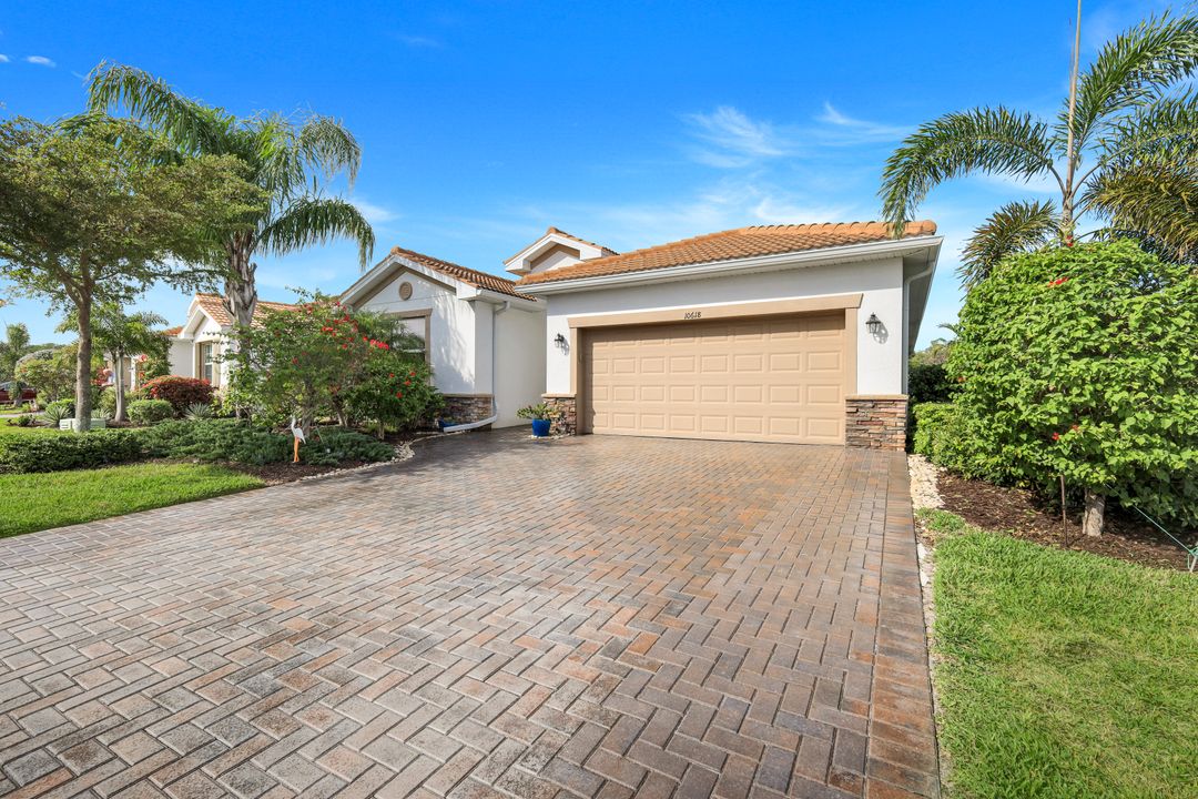 10618 Pistoia Dr, Fort Myers, FL 33913