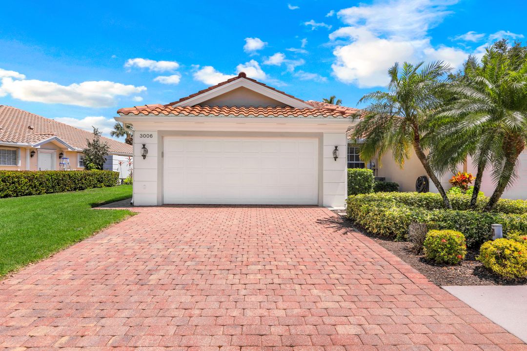 3006 Futuna Ln, Naples, FL 34119