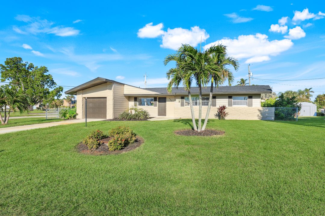 4903 Edith Esplanade, Cape Coral, FL 33904