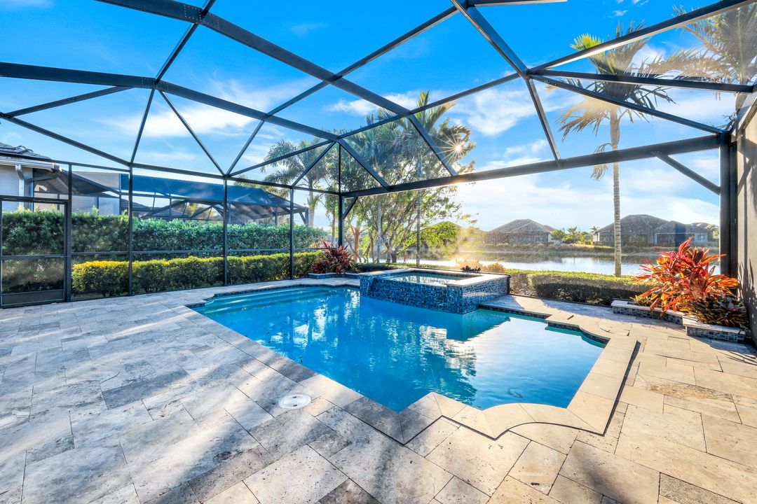 6333 Lyford Isle Dr, Naples, FL 34113