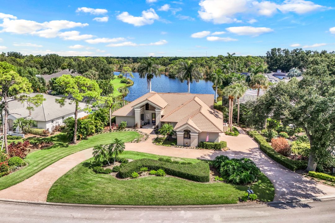 3709 Woodlake Dr, Bonita Springs, FL 34134