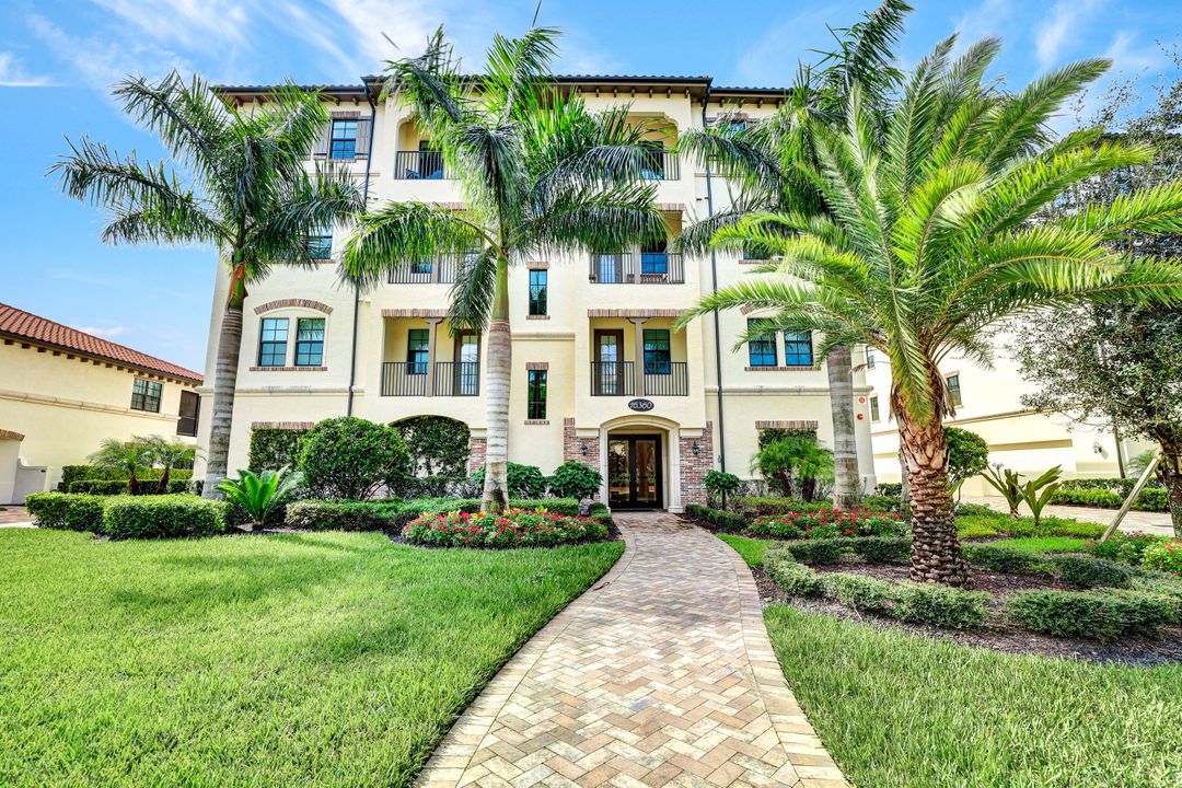 16360 Viansa Wy #202, Naples, FL 34110