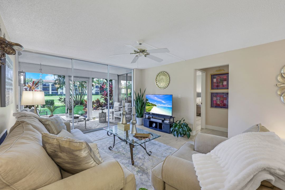 1087 Forest Lakes Dr #107, Naples, FL 34105