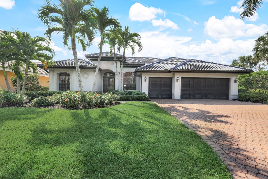 10340 Via Balestri Dr, Miromar Lakes, FL 33913