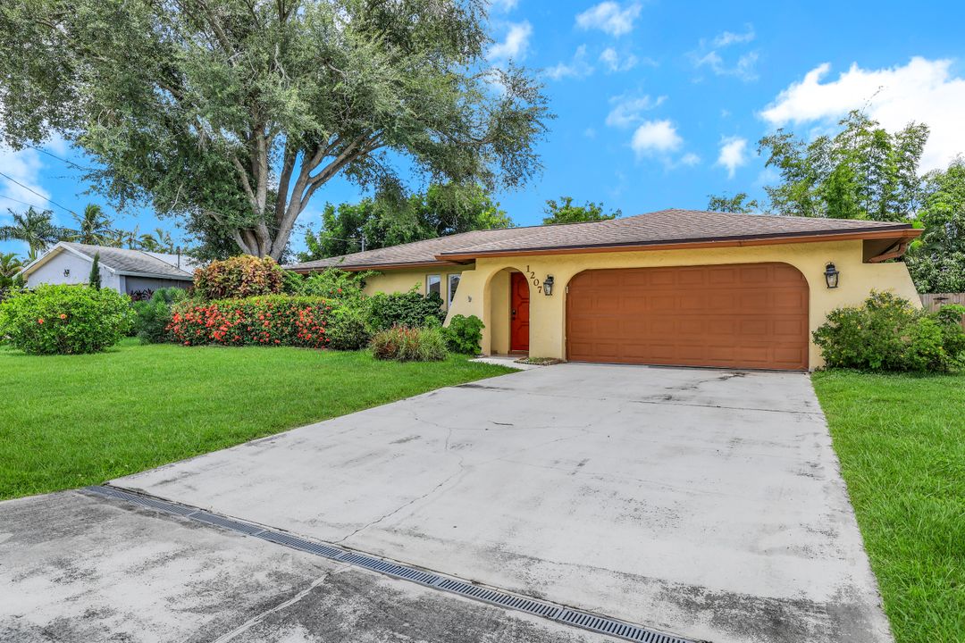 1207 SE 15th Terrace, Cape Coral, FL 33990