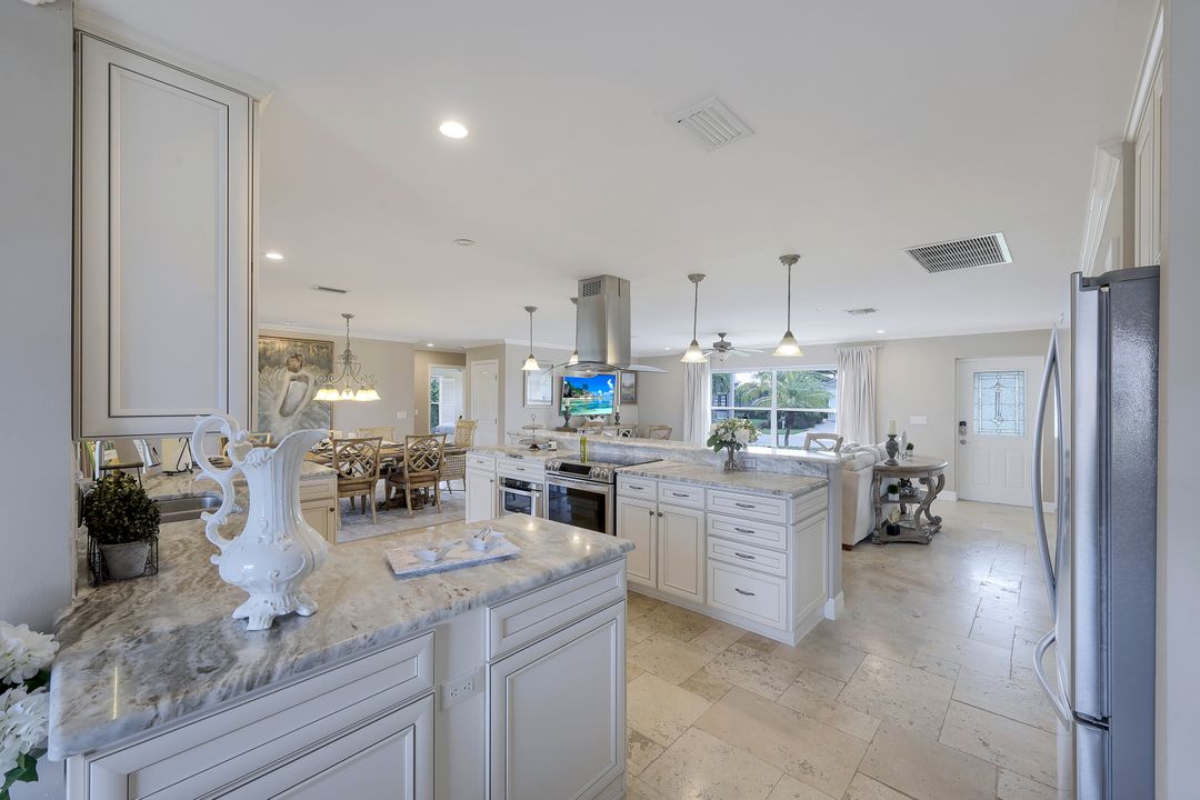 1830 Maywood Ct, Marco Island, FL 34145