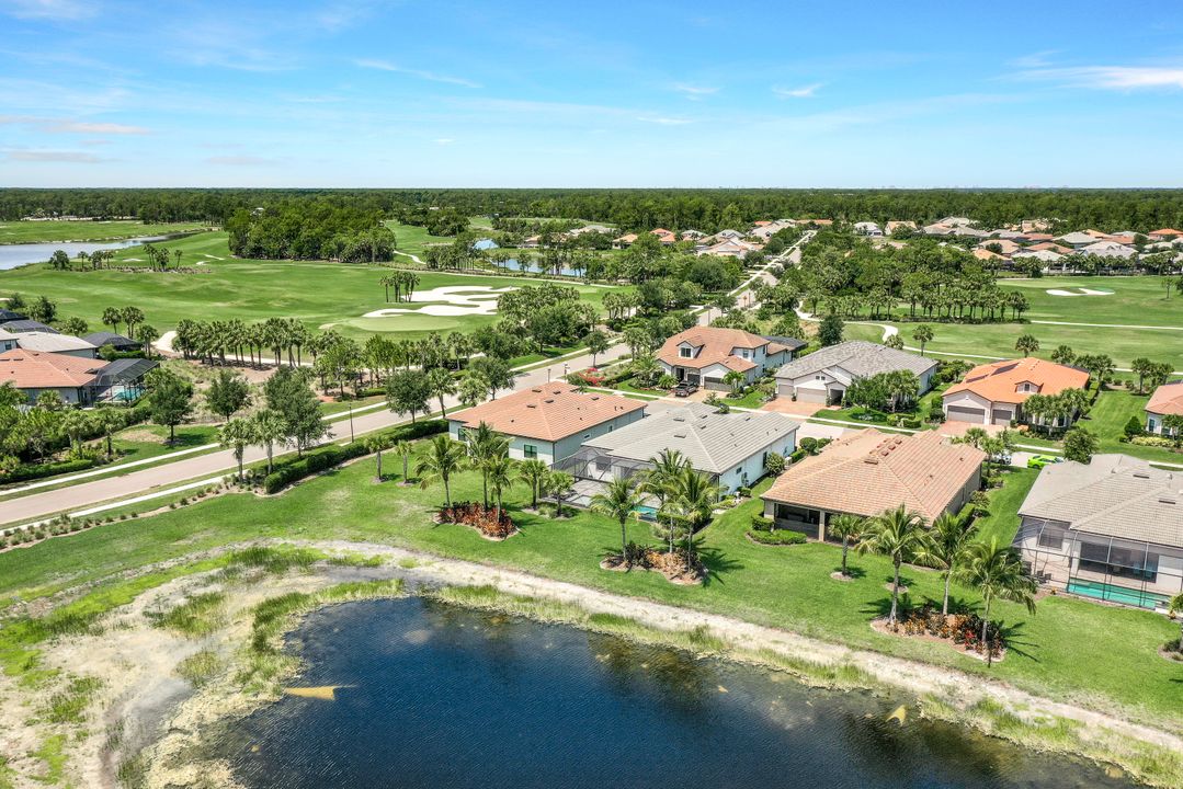 9112 Snowy Owl Wy, Naples, FL 34120