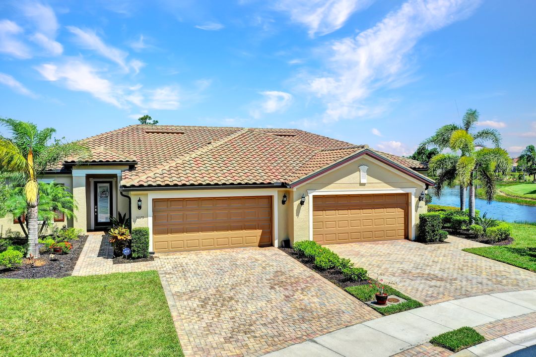 9079 Triangle Palms Ln, Fort Myers, FL 33913