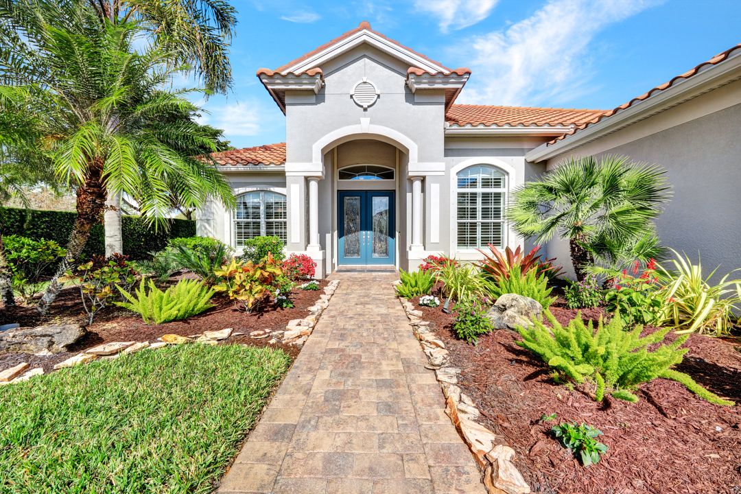 9341 Slate Ct, Naples, FL 34120