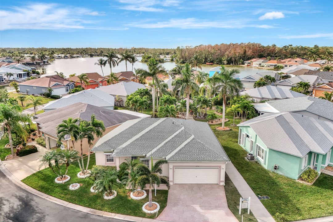 10739 Parrot Cove Cir, Estero, FL 33928