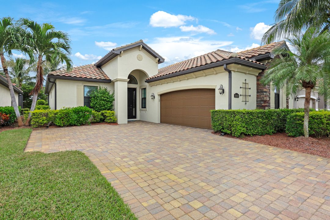 9419 Piacere Way, Naples, FL 34113