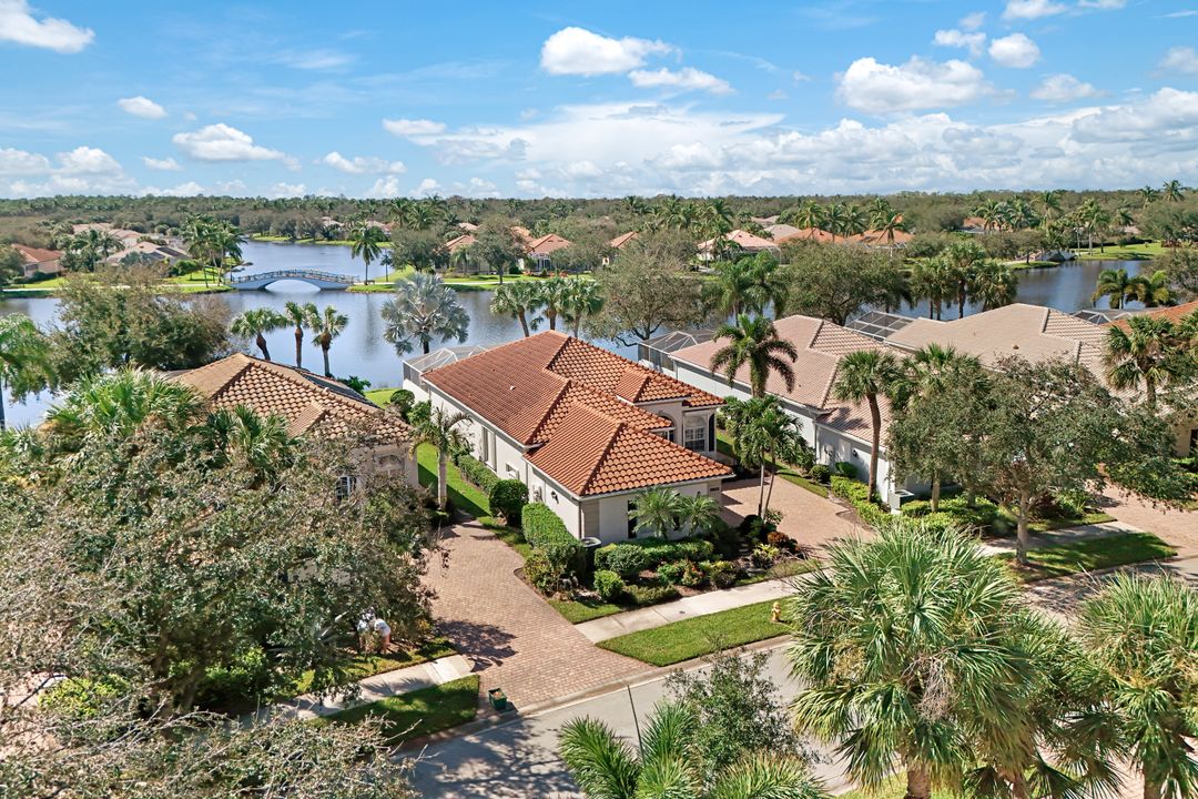 3802 Whidbey Way, Naples, FL 34119