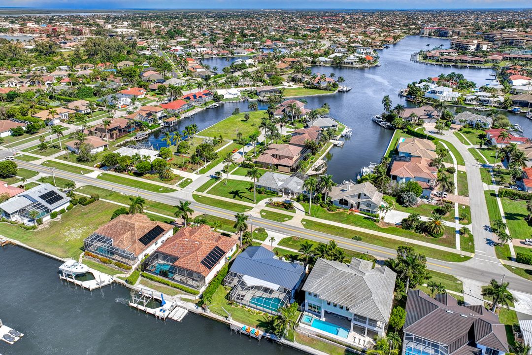 557 Hernando Dr, Marco Island, FL 34145