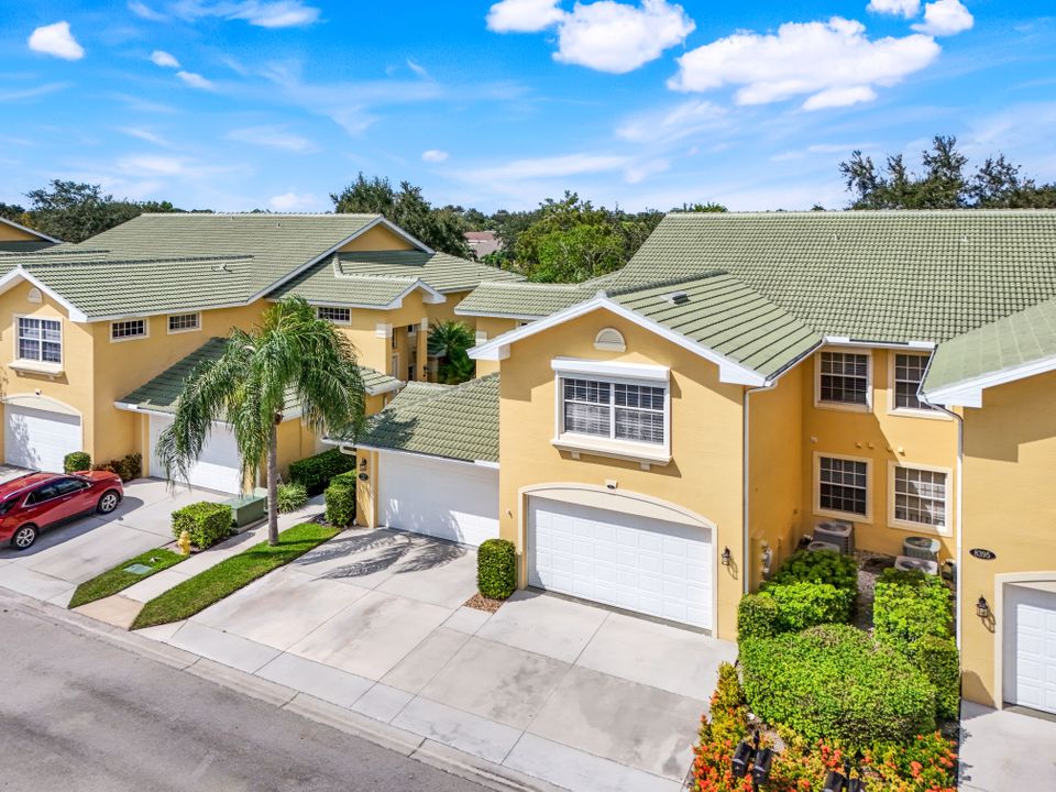 8395 Big Acorn Cir #103, Naples, FL 34119