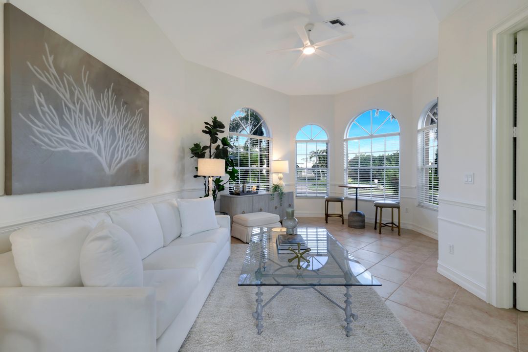 4403 Lighthouse Ln, Naples, FL 34112