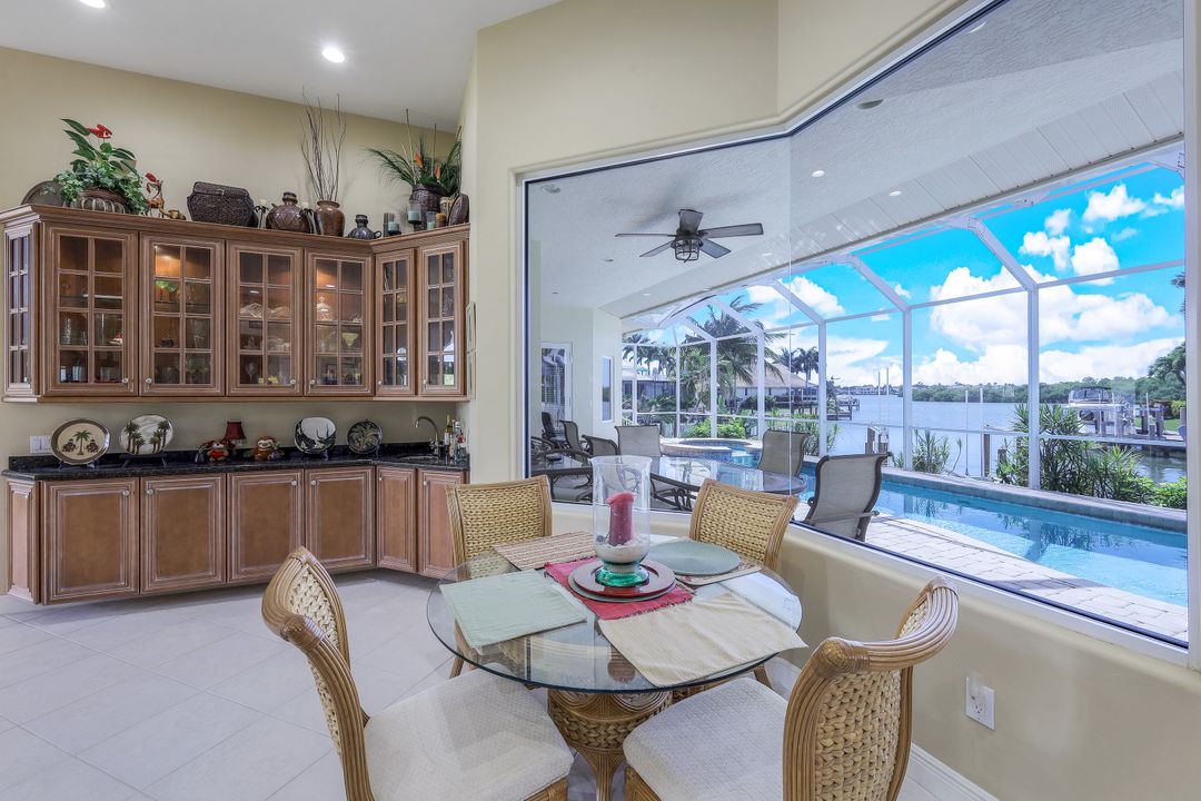 875 Hyacinth Ct, Marco Island, FL 34145