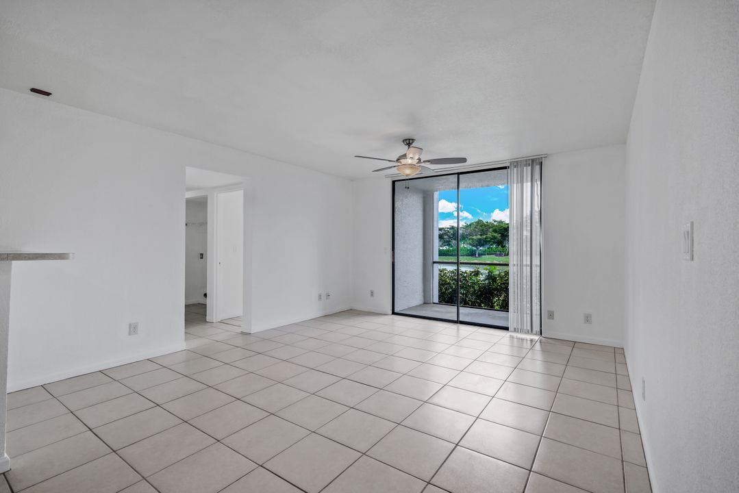 13565 Eagle Ridge Dr  #1114, Fort Myers, FL 33912