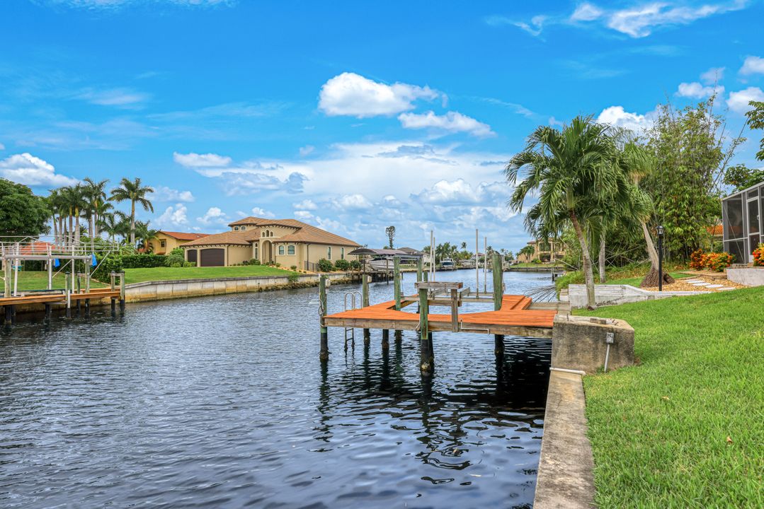 3616 SE 18th Ave, Cape Coral, FL 33904